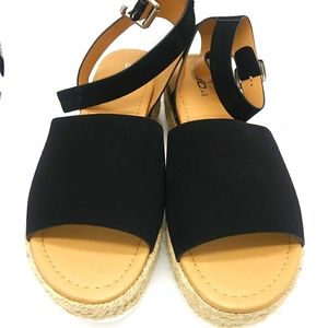 COPY - Platform black sandals